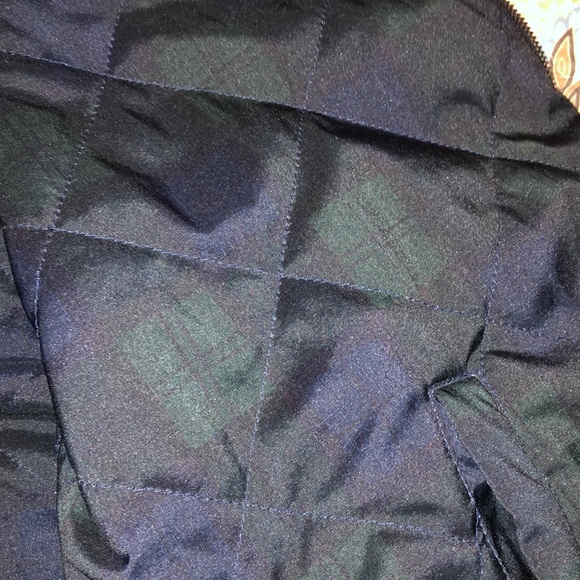 Reversible vest - Picture 3 of 4